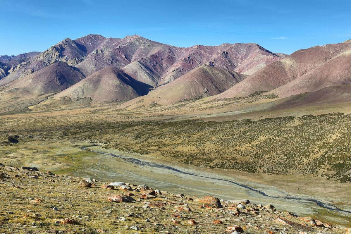 Mountains and a river near Nimaling