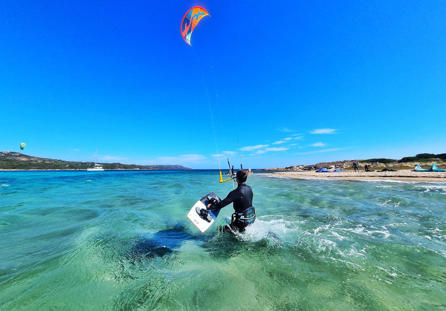 Sailing and kitesurfing Camp in Sardinia and Corsica