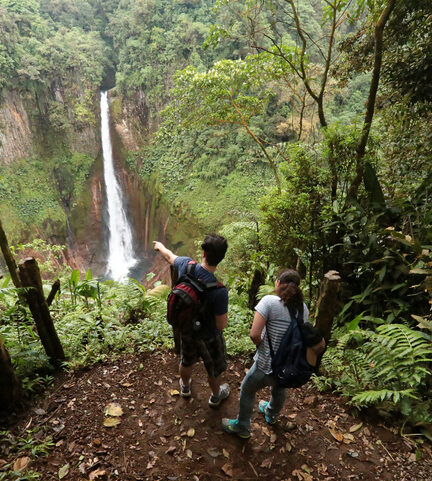 One of the highest cascades in Costa Rica is in a private natural reserve